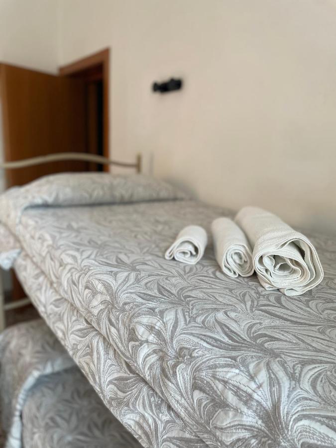 Hotel Alex 里米尼 外观 照片